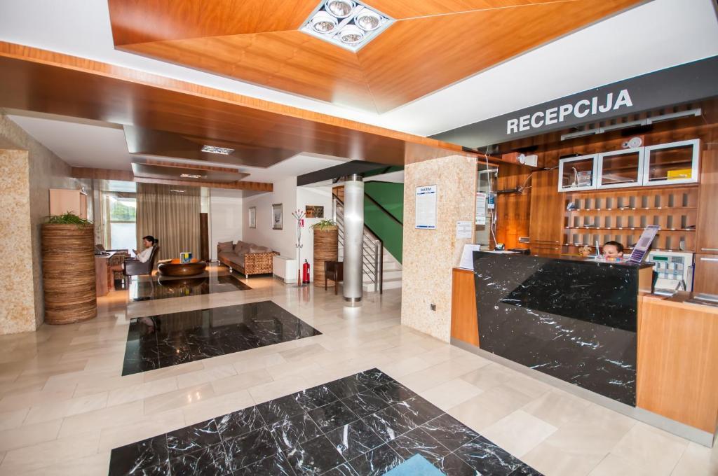 Hotel Maxim Božava Exterior foto